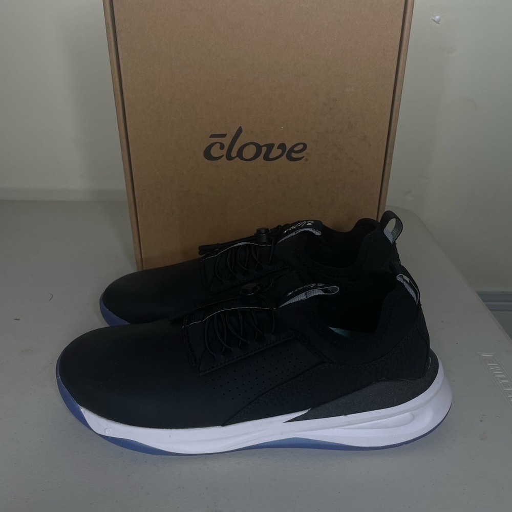 Clove Comfort Sneaker Nursing  Shoes Night Shift Black Women's 8.5 / Men’s 7